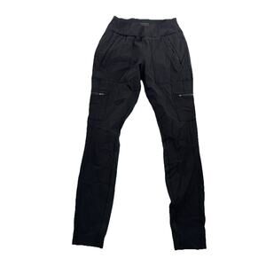 Athleta Headlands Hybrid Cargo Pants Size 2 Women Black 27" Inseam FLAW 60-5